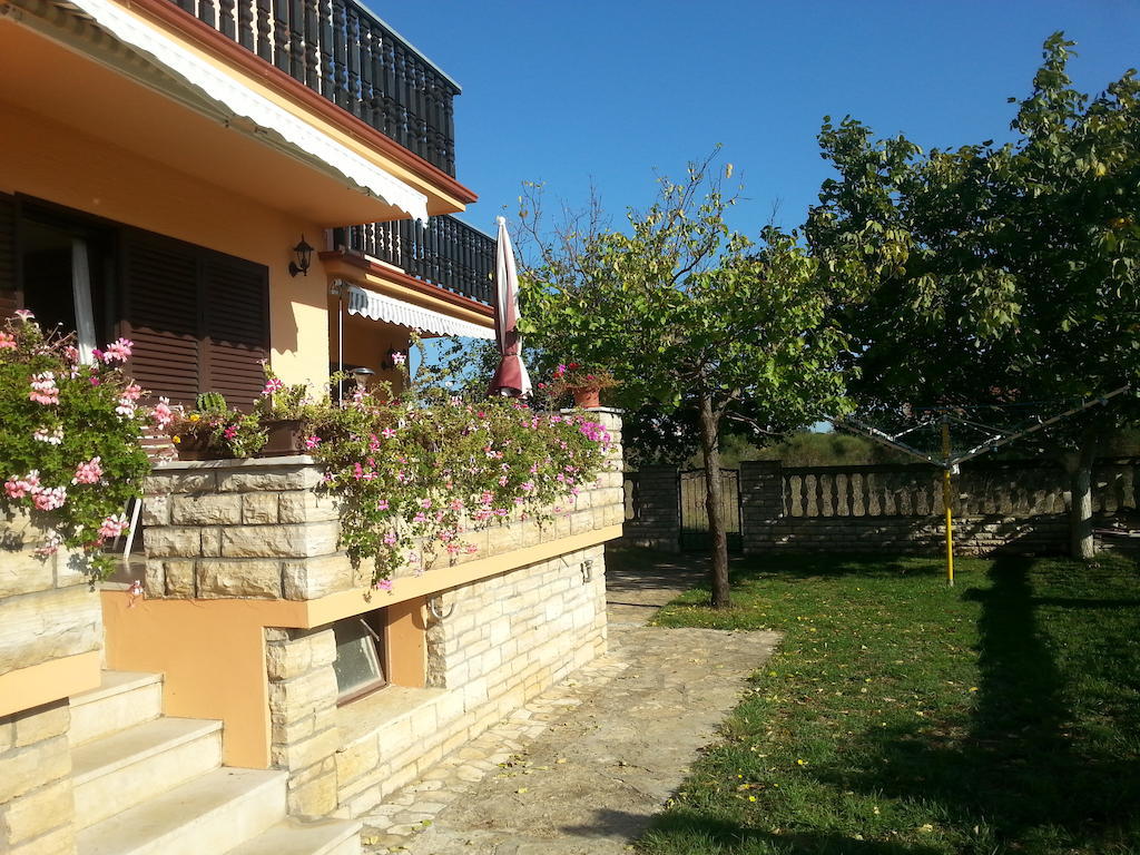 Apartments Santa Barbara Biograd Na Moru Εξωτερικό φωτογραφία