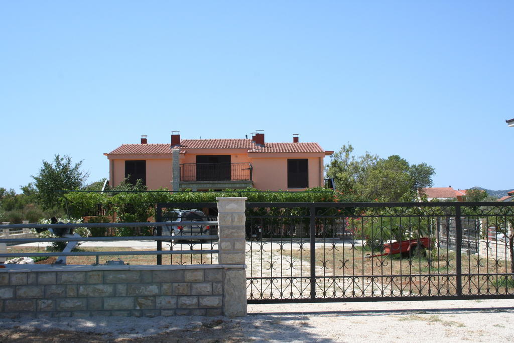 Apartments Santa Barbara Biograd Na Moru Εξωτερικό φωτογραφία