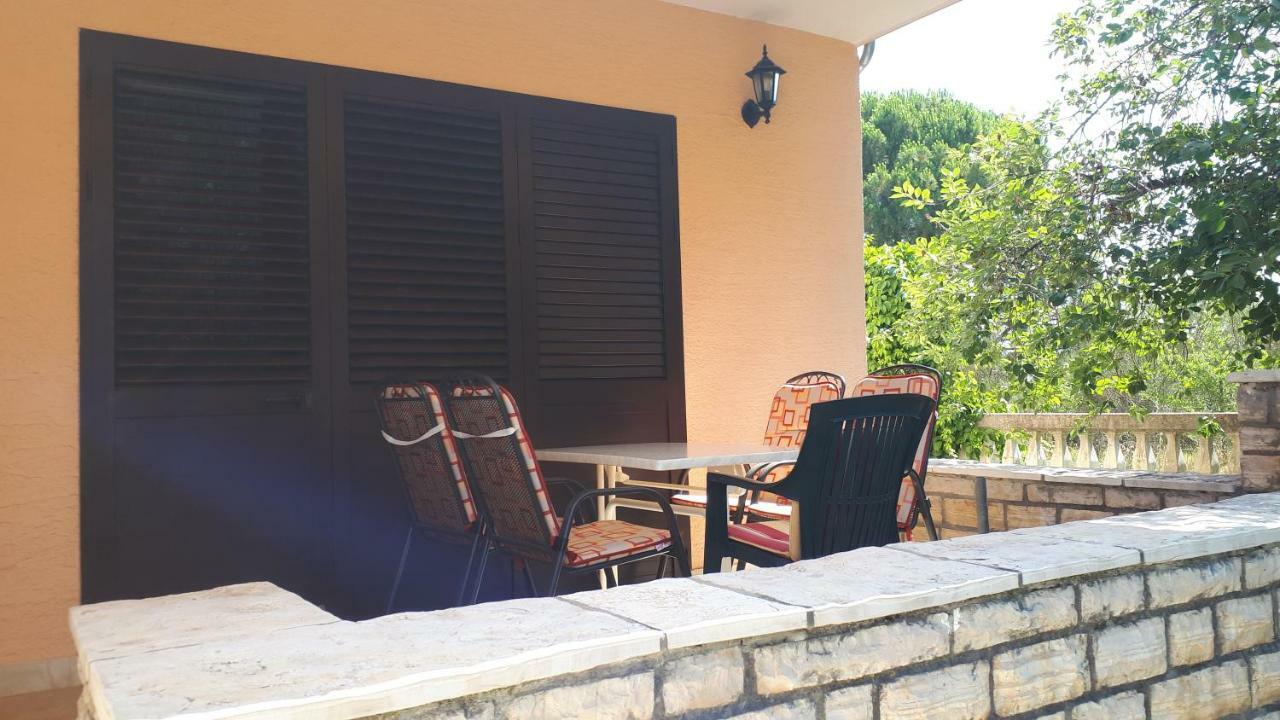Apartments Santa Barbara Biograd Na Moru Εξωτερικό φωτογραφία